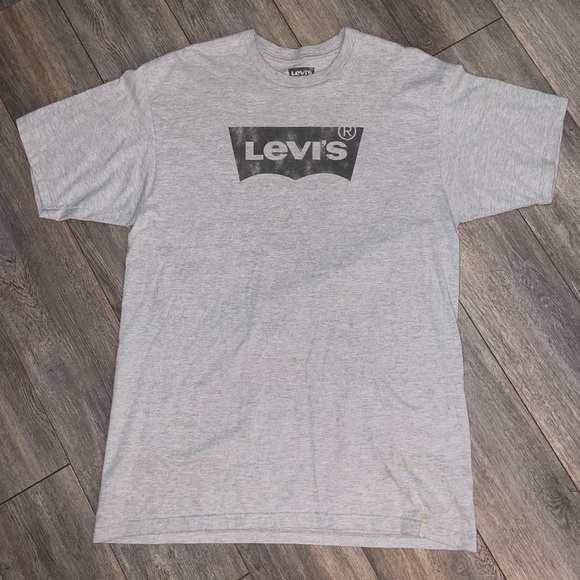 Levi’s T-shirt - Picture 1 of 5